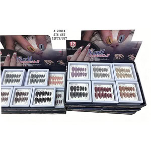 SET UNGHII FALSE 12 PCS, PVC A70814